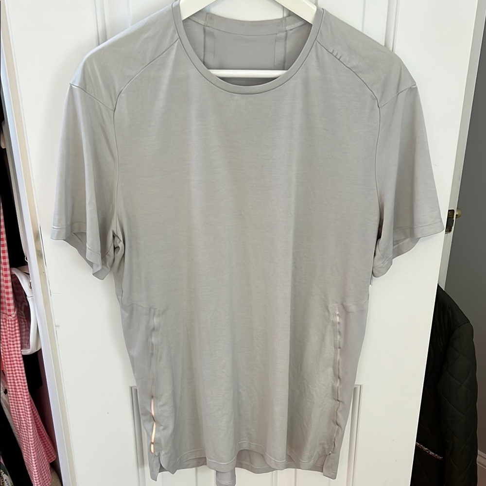 Lululemon Gray Men's T-Shirt